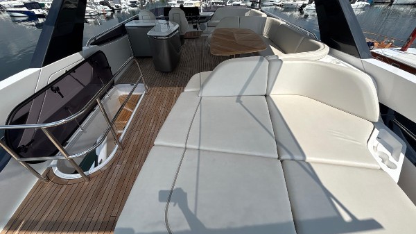 2023 PRINCESS F65