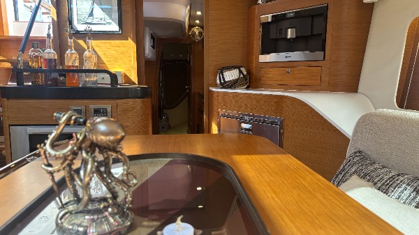 2016 HANSE 675