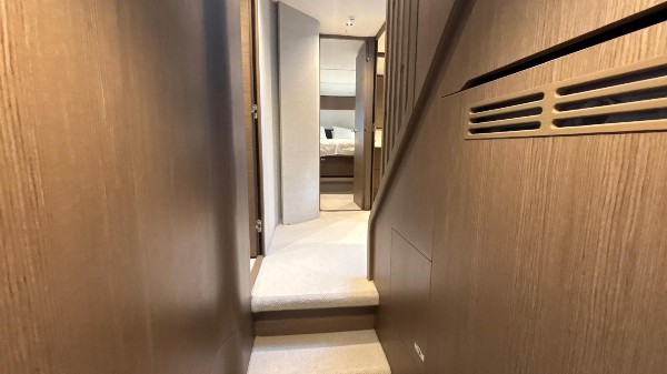 2023 PRINCESS F65