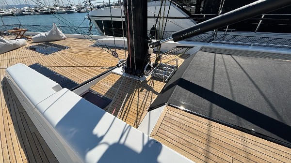 2016 HANSE 675