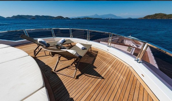 2010/2023 MOTOR YACHT 46 M