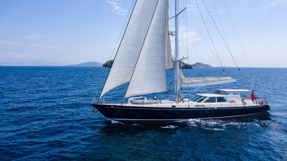 2001/2022 ROYAL DENSHIP 110 SLOOP  - 33.3m tekne