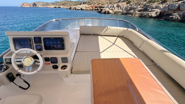 2015 AZIMUT 50