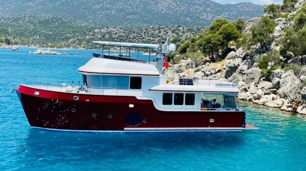 2018 NORTH YACHTS PILOT HOUSE TRAWLER 57