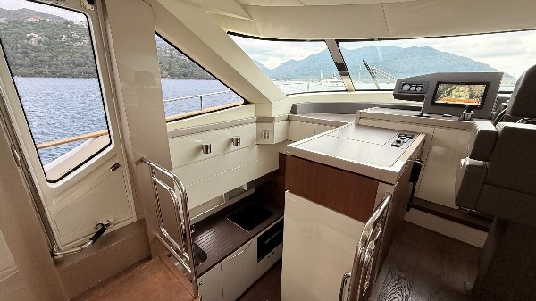 2020 MONTE CARLO YACHTS 80