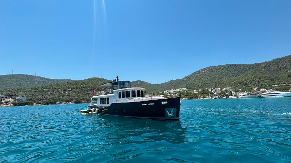 2014 CUSTOM STEEL TRAWLER 21M