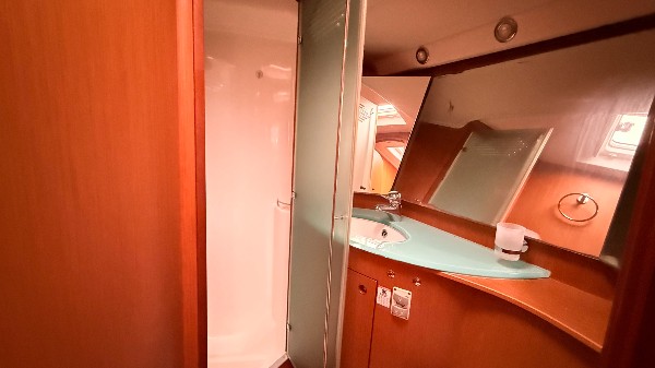 2009 BENETEAU 57