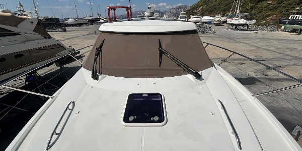 2017 JEANNEAU NC 11