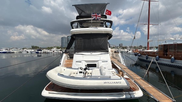 2023 PRINCESS F65
