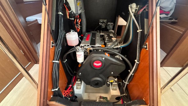 2022 BENETEAU OCEANIS 51.1
