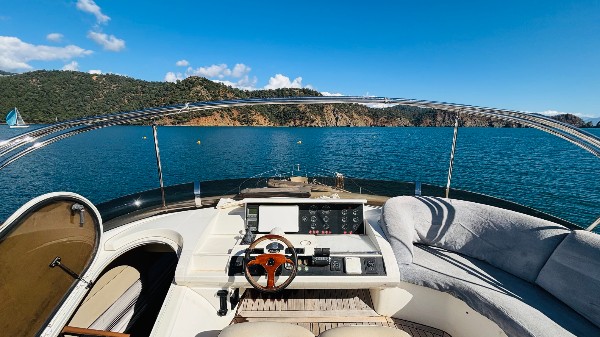 2007 PRINCESS 21M 
