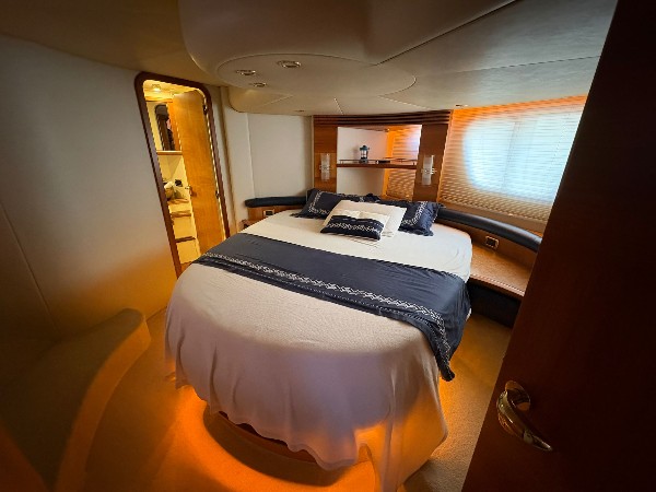 2006 AZIMUT 55 E