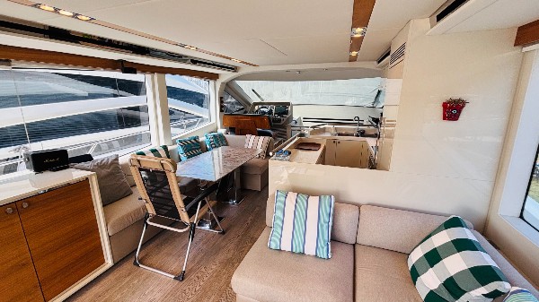 2017 NUMARINE 62 FLY