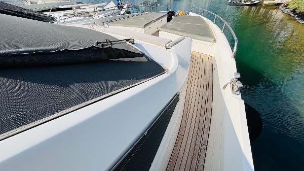 2017 NUMARINE 62 FLY