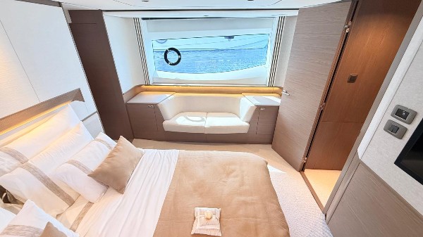 2024 PRINCESS F65