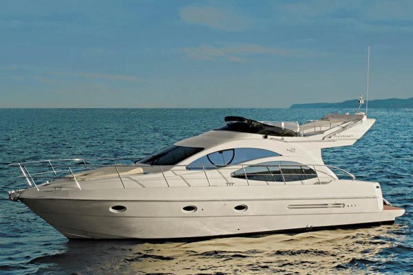 2009 AZIMUT 42 FLY