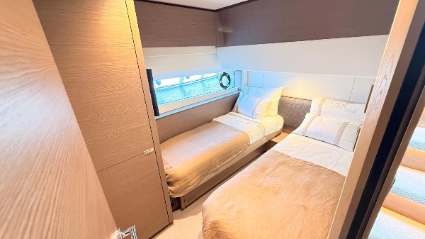 2024 PRINCESS F65