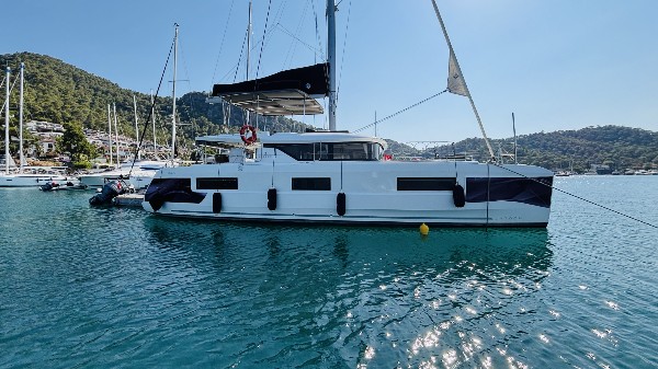 2020 LAGOON 46 
