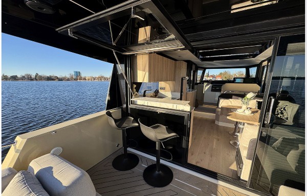 2026 COBRA YACHTS CAMPIONE 41 COUPE