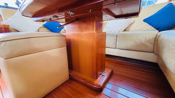 2008 TRADER 64 