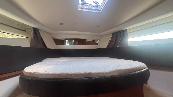 2017 JEANNEAU NC 11