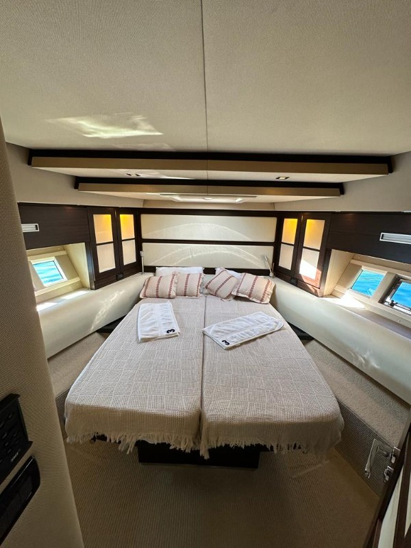 2012 AZIMUT 62S