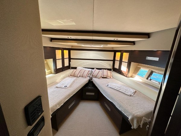 2012 AZIMUT 62S