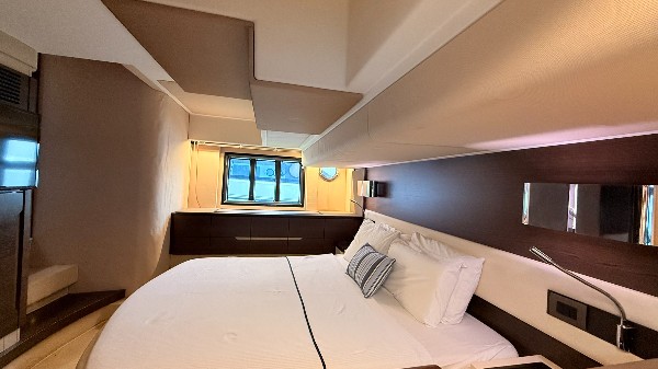 2015 AZIMUT 50