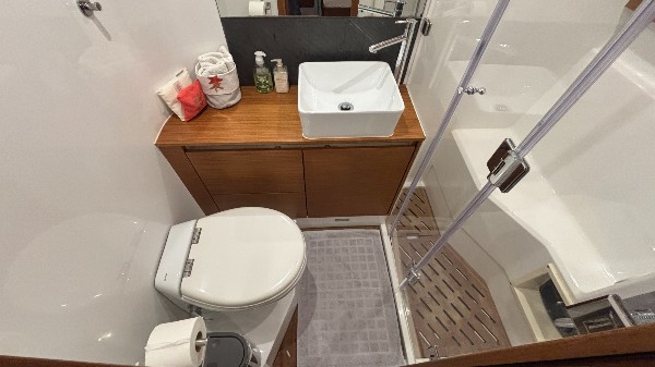 2016 HANSE 675
