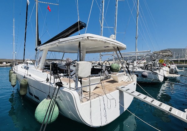 2015 HANSE 575  