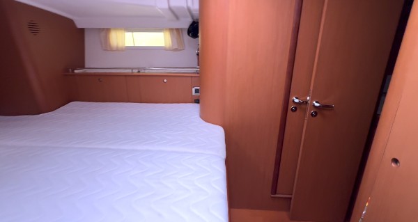 2009 BENETEAU 57