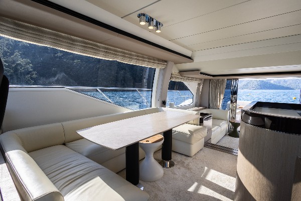 2020 AZIMUT 66 FLY