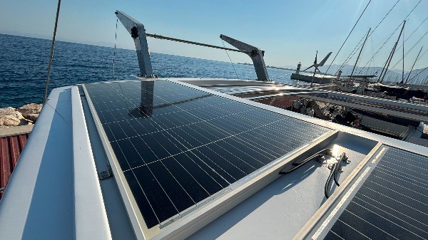 2022 BENETEAU OCEANIS 51.1