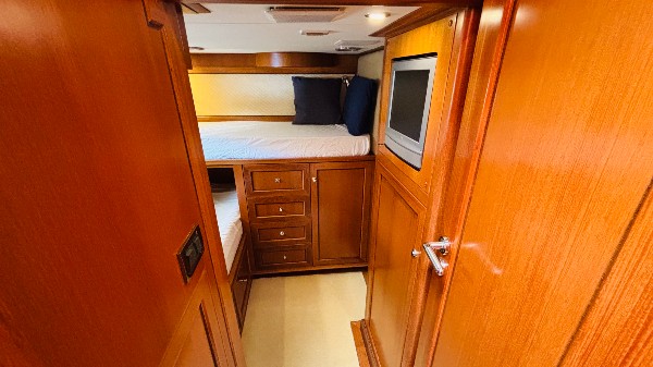 2008 TRADER 64 