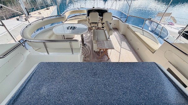 2008 TRADER 64 