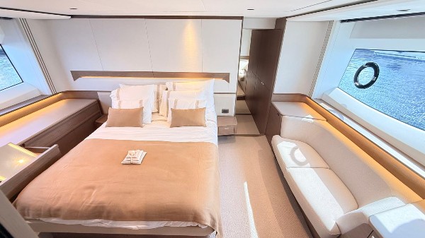 2024 PRINCESS F65