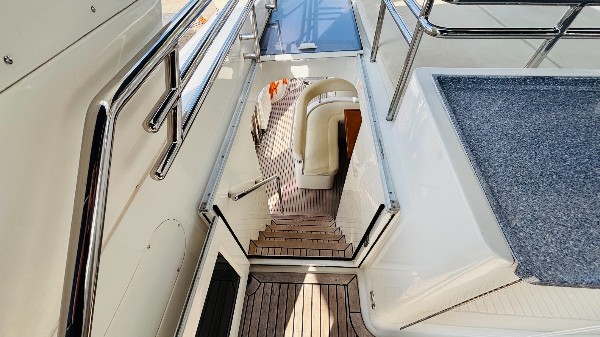 2008 TRADER 64 