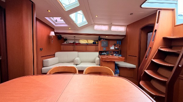 2009 BENETEAU 57