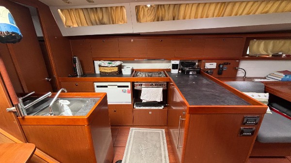 2014 BENETEAU OCEANIS 48