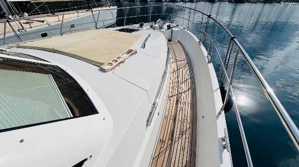 2008 TRADER 64 