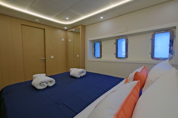 2025 LUXURY GULET 42 M