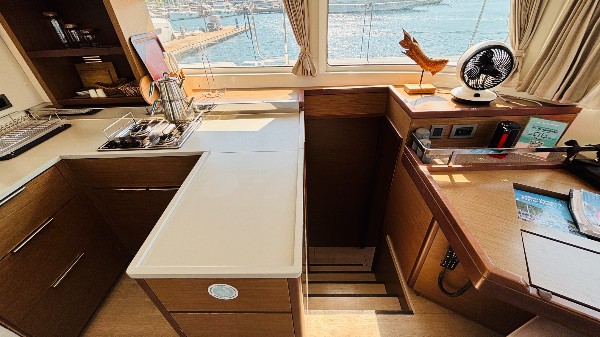 2020 LAGOON 46 