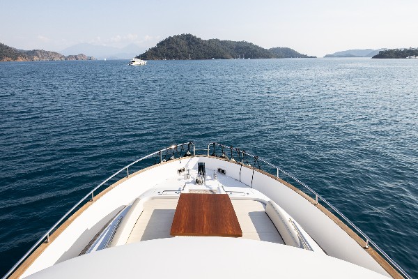 2021 AZIMUT MAGELLANO 66