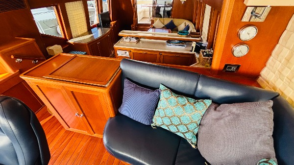 2008 TRADER 64 