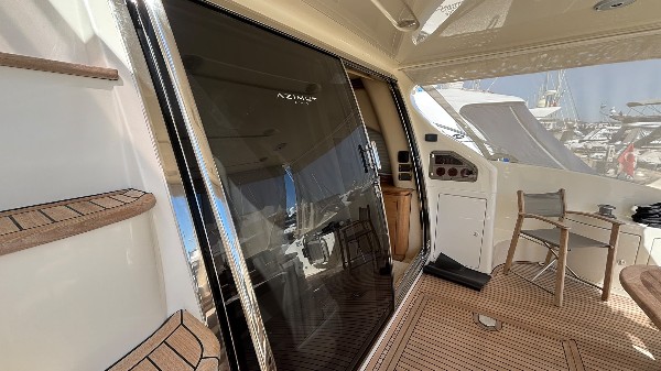 2006 AZIMUT 55 E