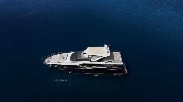 2022 AZIMUT GRANDE 27