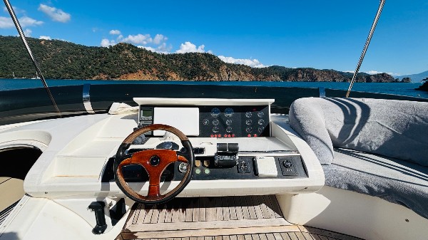 2007 PRINCESS 21M 