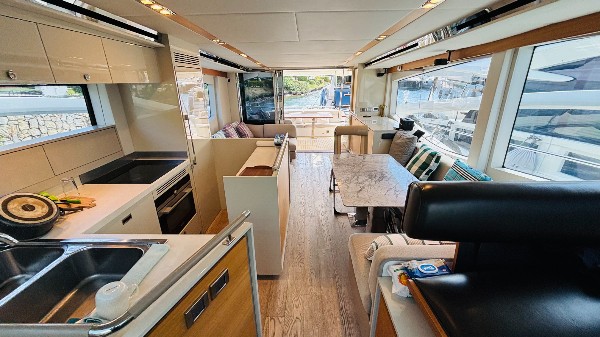 2017 NUMARINE 62 FLY