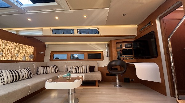 2016 HANSE 675