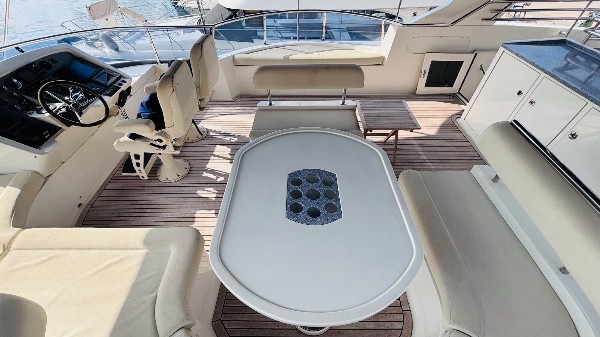 2008 TRADER 64 